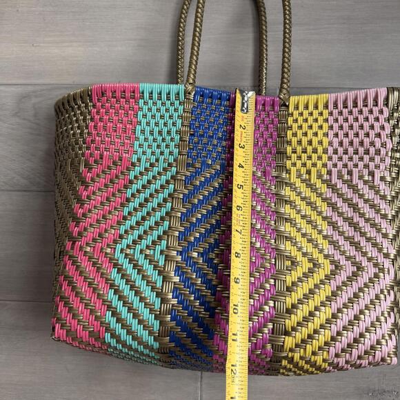 MARIA VICTORIA Large Woven Multi-Color Beach Shopping Tote Bag - Picture 4 of 9
